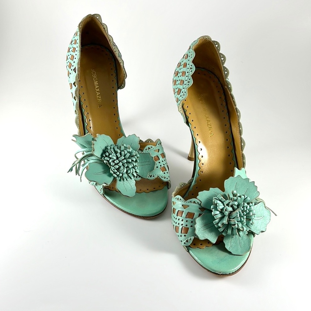 BCBGMAXAZRIA Vintage High Heels